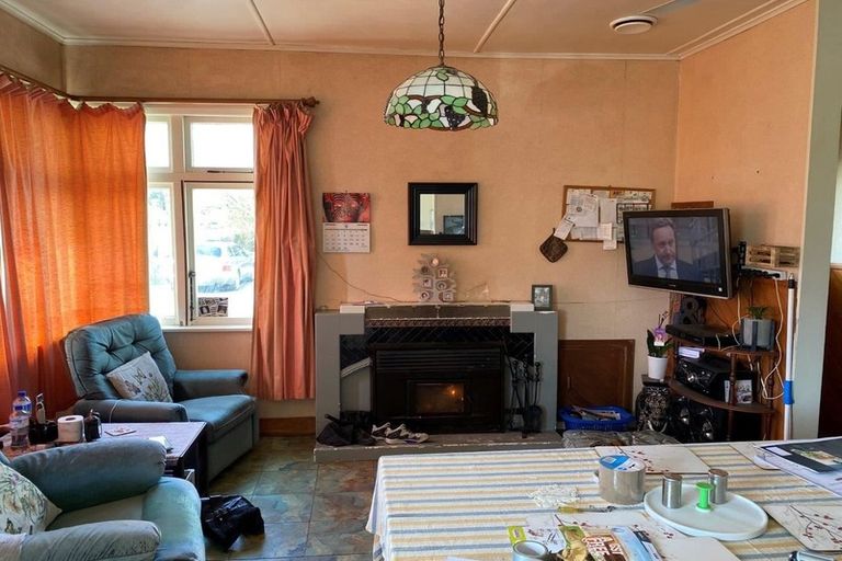 Photo of property in 328 Arapaepae Road, Levin, 5571