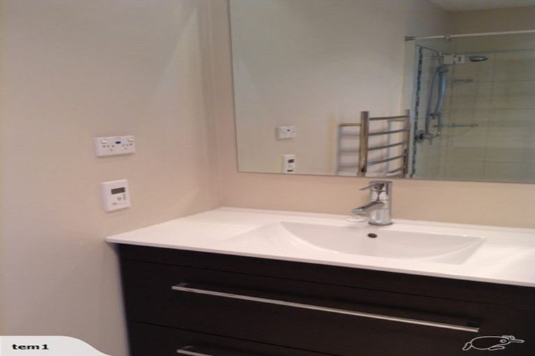 Photo of property in 5 Hunt Lane, Avondale, Christchurch, 8061