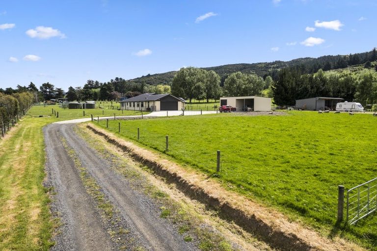 Photo of property in 30 Tara Hills Drive, North Taieri, Mosgiel, 9092