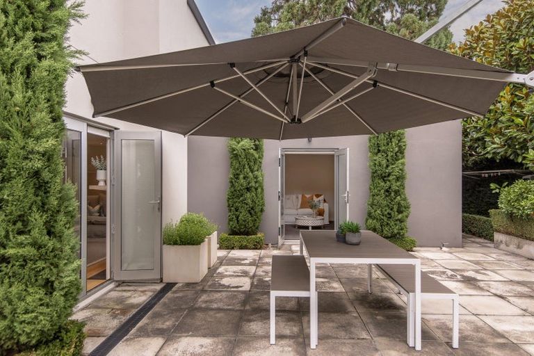 Photo of property in 51 Glandovey Road, Fendalton, Christchurch, 8052