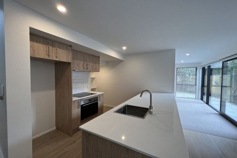 Photo of property in 2/11 Lindores Street, Addington, Christchurch, 8024