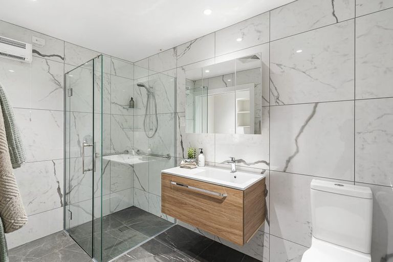 Photo of property in 98b/30 Ambassador Glade, Orewa, 0931