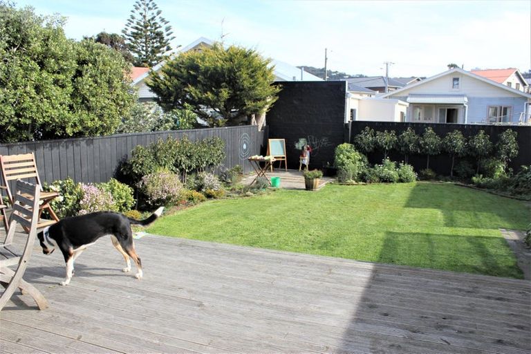 Photo of property in 64 Bridge Street, Rongotai, Wellington, 6022