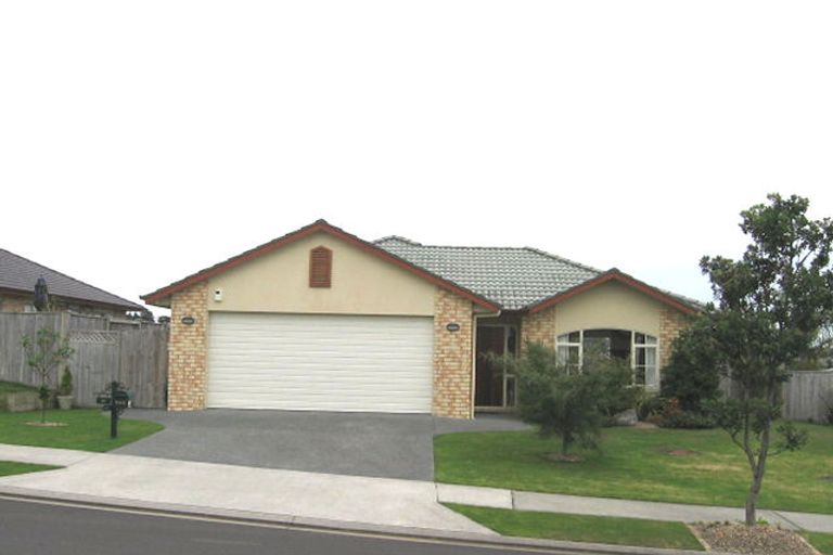 Photo of property in 30 Richfield Crescent, Westgate, Auckland, 0614