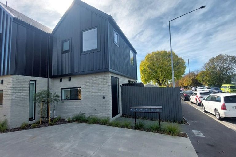 Photo of property in 1/167 Innes Road, St Albans, Christchurch, 8052