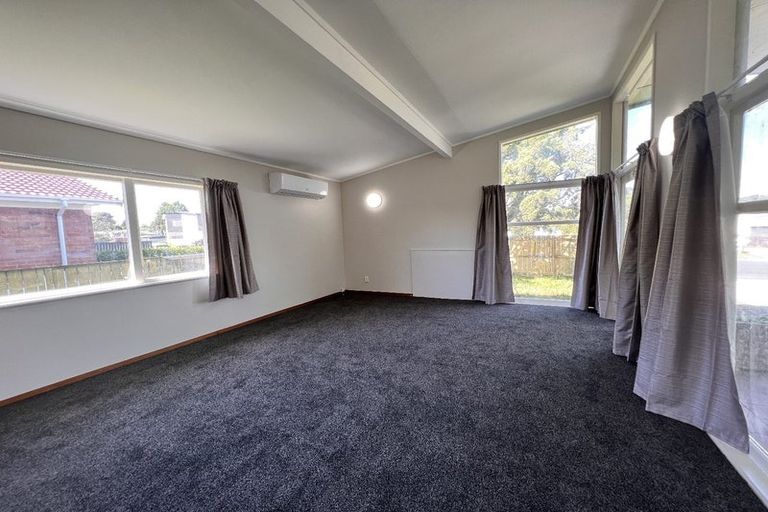Photo of property in 39 President Avenue, Papakura, 2110