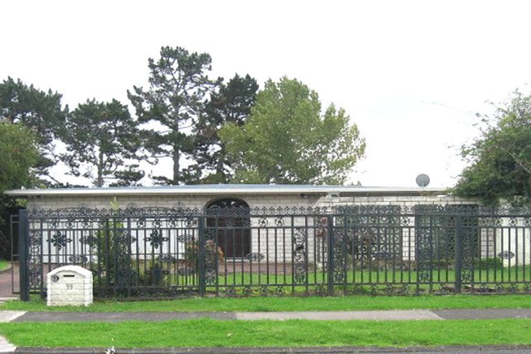 Photo of property in 99 Fisher Parade, Sunnyhills, Auckland, 2010