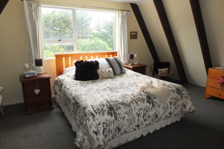 Photo of property in 14 Holben Parade, Foxton Beach, Foxton, 4815