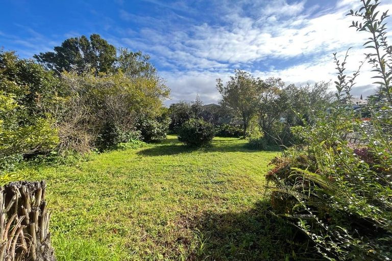 Photo of property in 23 Barbary Avenue, Kelston, Auckland, 0602