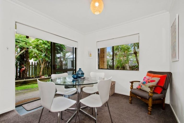 Photo of property in 5/17 Youngs Road, Papakura, 2110