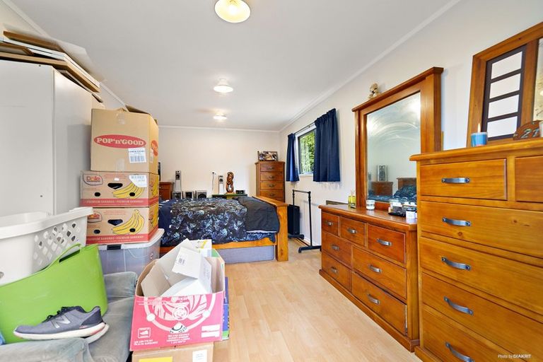 Photo of property in 241 Swanson Road, Henderson, Auckland, 0610