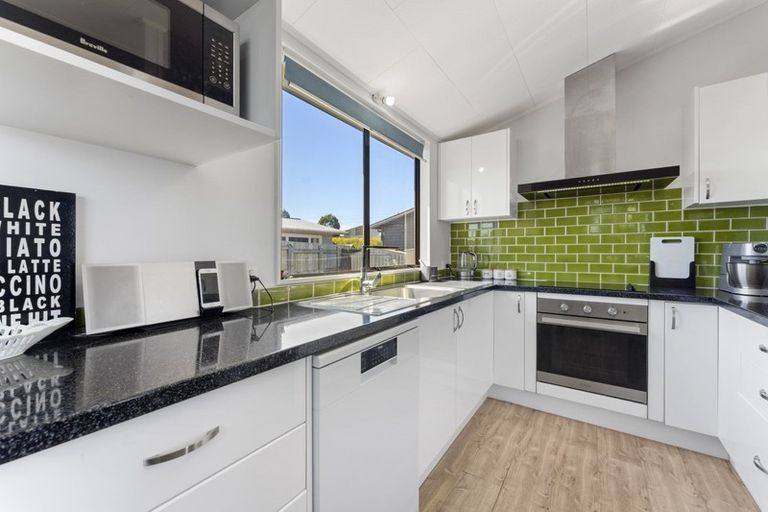Photo of property in 46 Seaforth Avenue, Milson, Palmerston North, 4414