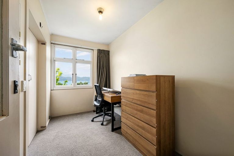 Photo of property in 12 Anne Street, Wadestown, Wellington, 6012