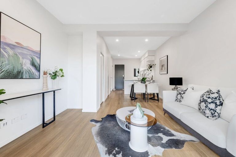 Photo of property in 6/47a Huntington Drive, Huntington Park, Auckland, 2013