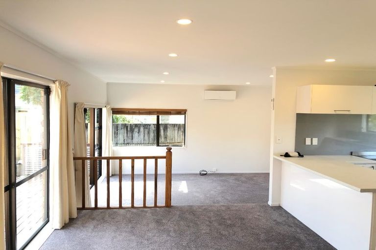 Photo of property in 1/64 Nile Road, Milford, Auckland, 0620