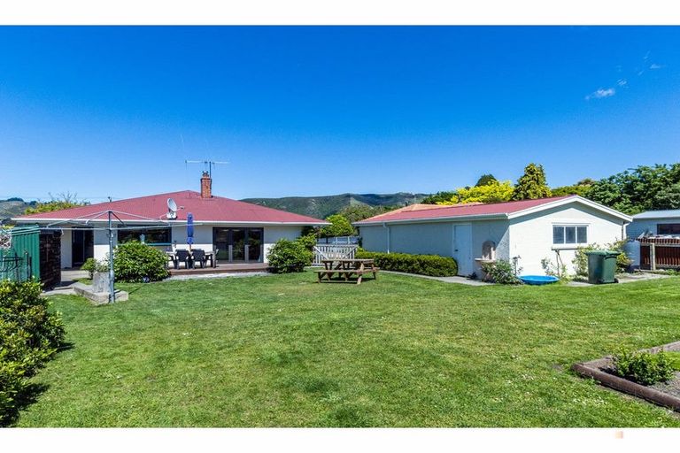 Photo of property in 3 Price Street, Waimate, 7924