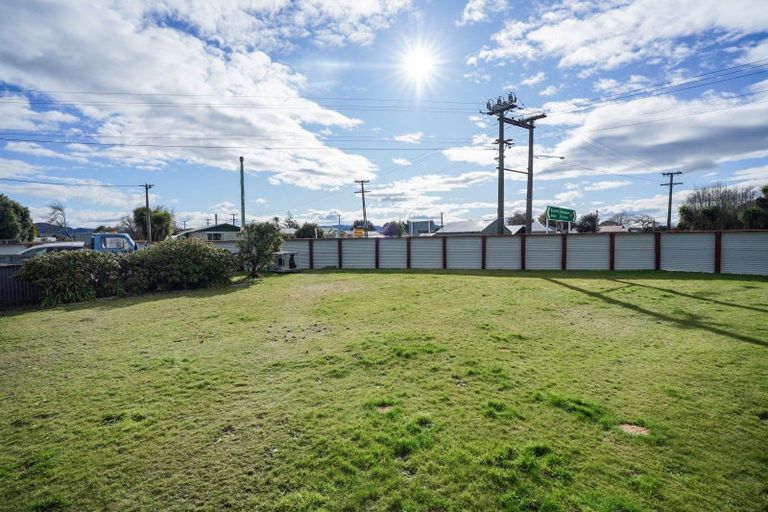 Photo of property in 89 Half Mile Road, Tuatapere, 9620