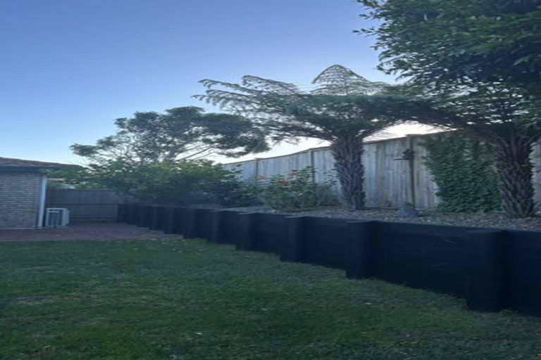 Photo of property in 3 Reinheimer Place, Flat Bush, Auckland, 2016