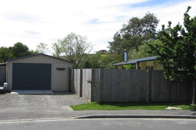 Photo of property in 27 Morris Road, Amberley, 7410