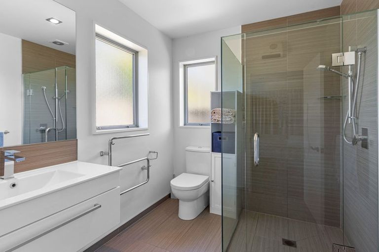 Photo of property in 32 Buckhurst Avenue, Wigram, Christchurch, 8042