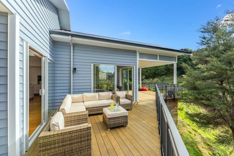 Photo of property in 9 Lamont Place, Waikanae, 5036