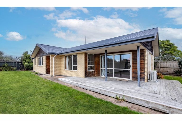 Photo of property in 23 Seascape Gardens, Bromley, Christchurch, 8062