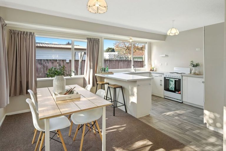 Photo of property in 7a Rodney Grove, Paraparaumu, 5032