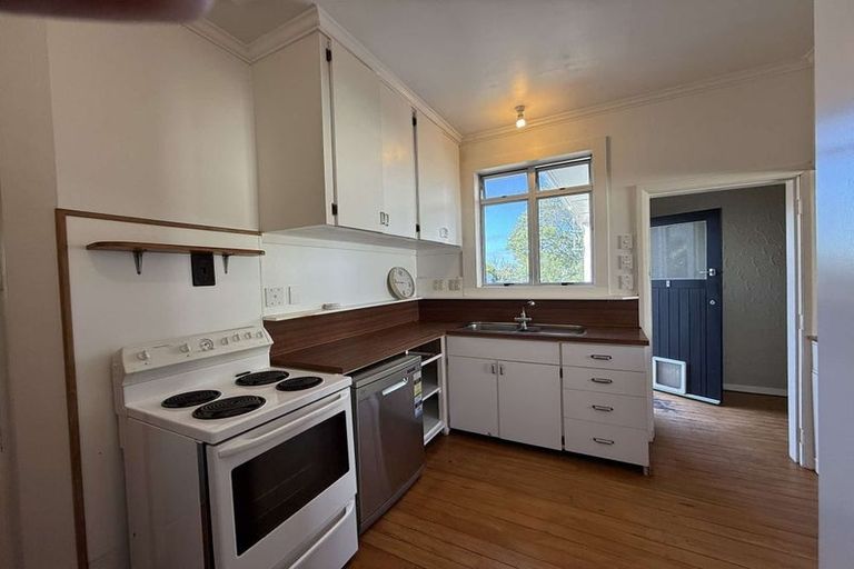 Photo of property in 30 Richmond Road, Carterton, 5713