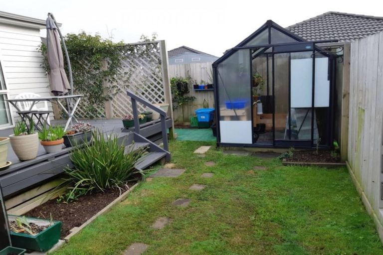 Photo of property in 11 Kamahi Crescent, Papamoa Beach, Papamoa, 3118