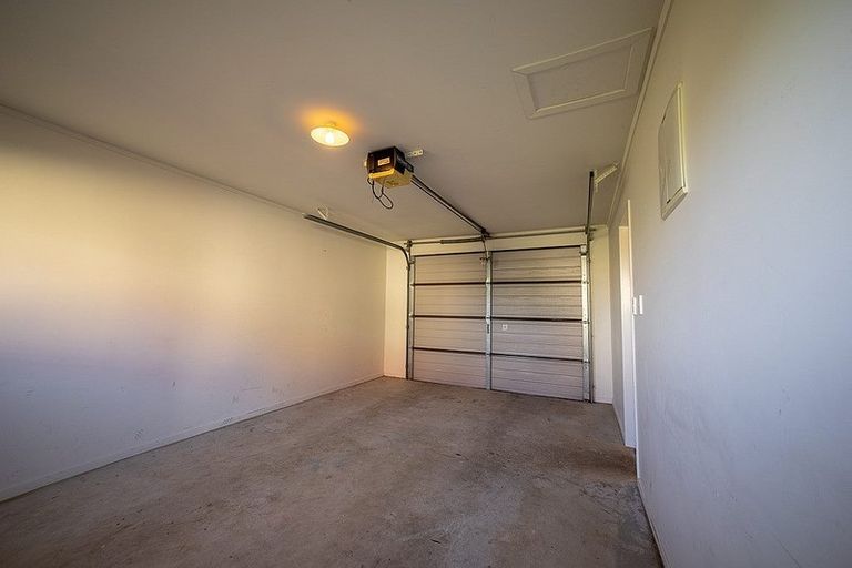 Photo of property in 1/253 Saint Aubyn Street, New Plymouth, 4310
