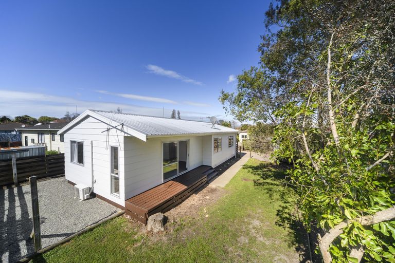Photo of property in 52a Newton Place, Westbrook, Palmerston North, 4412