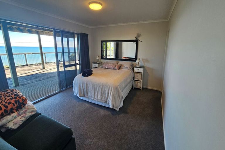 Photo of property in Pukearuhe Road, Waiiti, Urenui, 4377