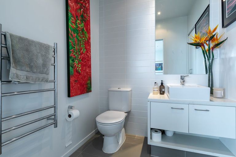 Photo of property in Sentinel Apartments, 1402/3 Northcroft Street, Takapuna, Auckland, 0622