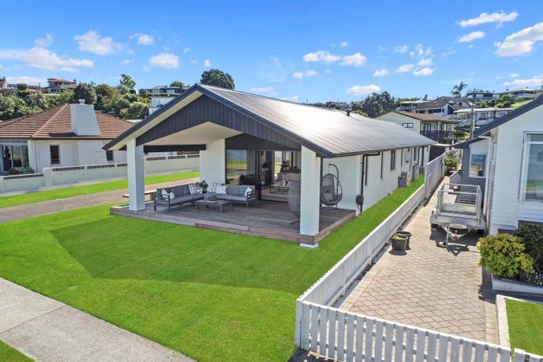 Photo of property in 32 The Esplanade, Omokoroa, 3114