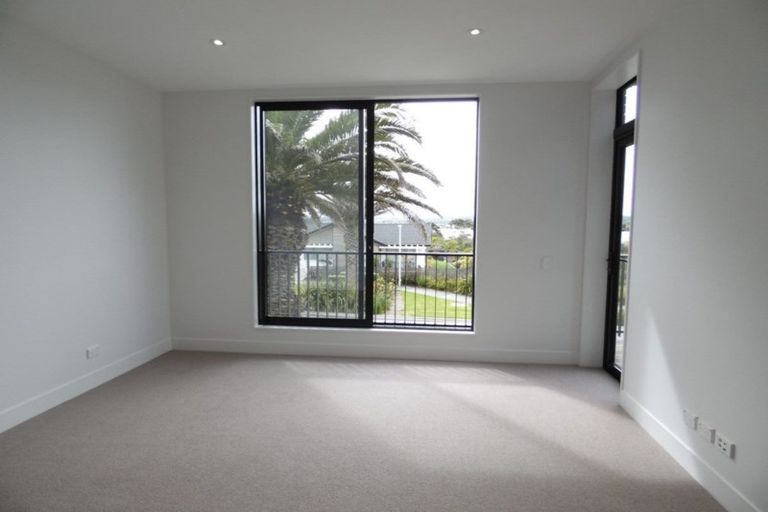 Photo of property in 115 Buckley Avenue, Hobsonville, Auckland, 0616