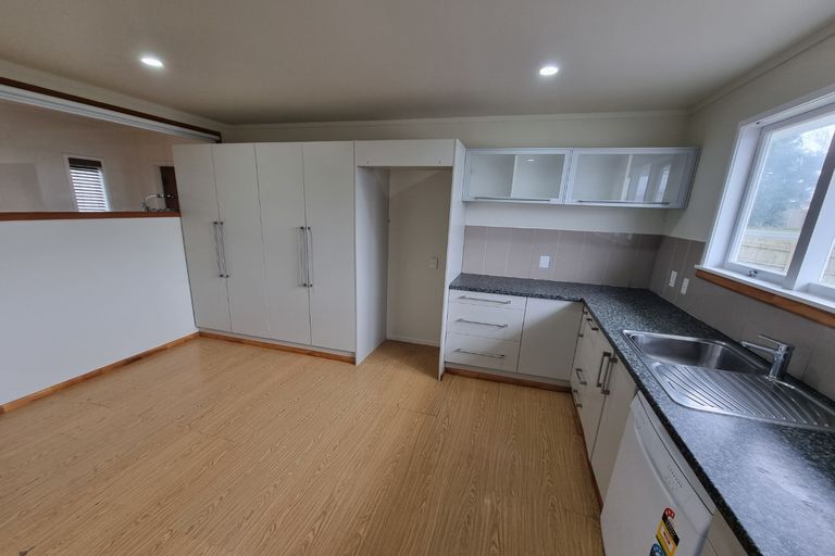 Photo of property in 2/523 Weymouth Road, Weymouth, Auckland, 2103