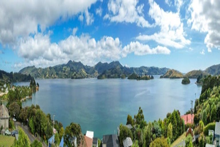 Photo of property in 44 Oxley Crescent, Broad Bay, Dunedin, 9014