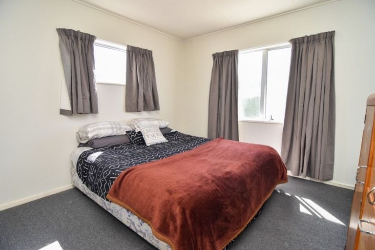 Photo of property in 25 Railway Crescent, Masterton, 5810