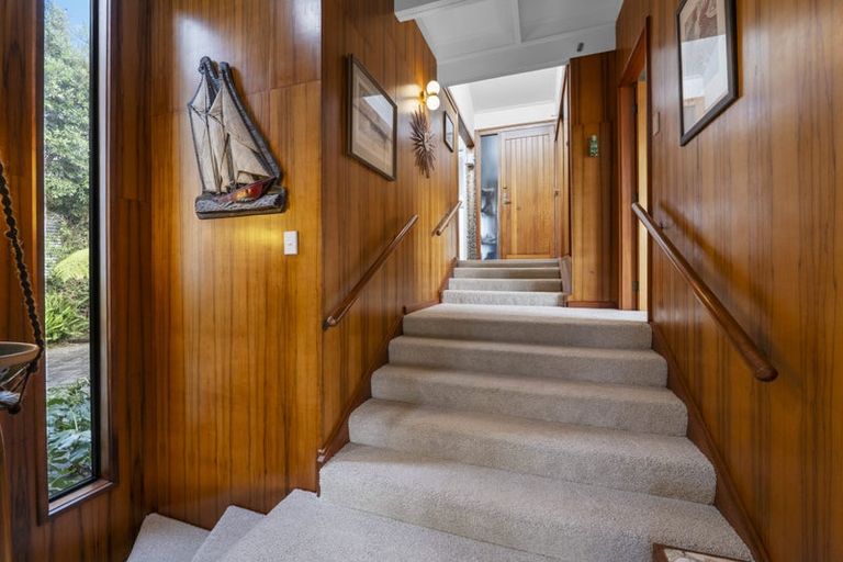 Photo of property in 23 Montana Place, Merrilands, New Plymouth, 4312