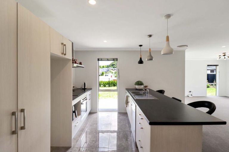 Photo of property in 11 Shearwater Lane, Whitby, Porirua, 5024