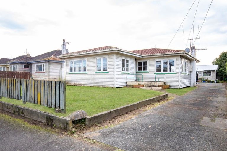 Photo of property in 17 Fifth Avenue, Enderley, Hamilton, 3214