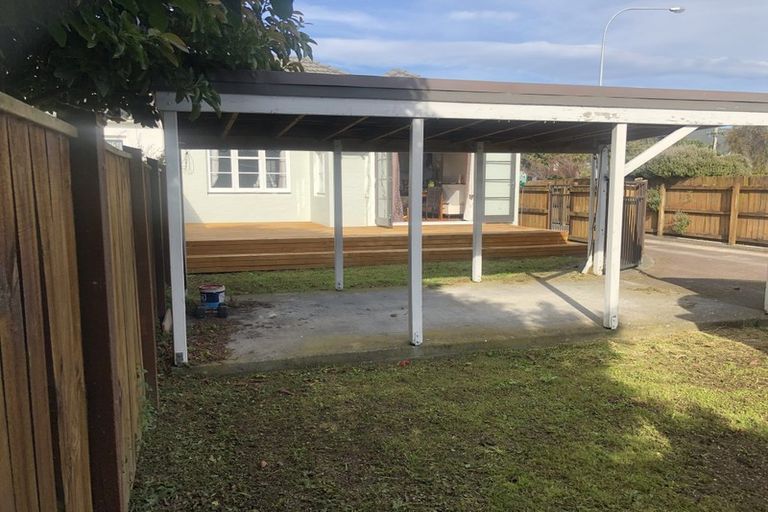 Photo of property in 1/27 Athlone Crescent, Avalon, Lower Hutt, 5011