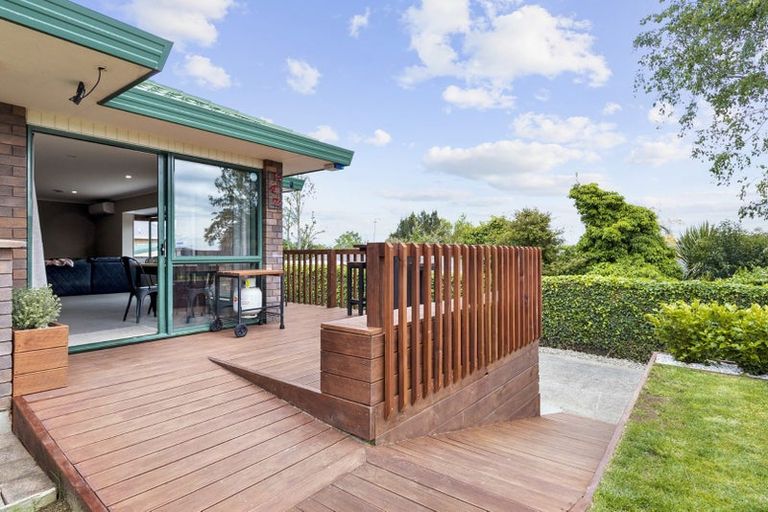 Photo of property in 17 Rosehill Place, Nawton, Hamilton, 3200