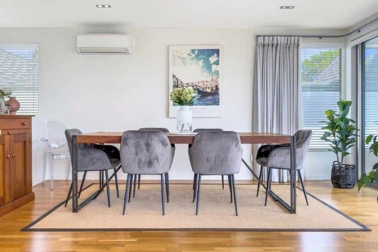 Photo of property in 38a Takutai Avenue, Bucklands Beach, Auckland, 2012