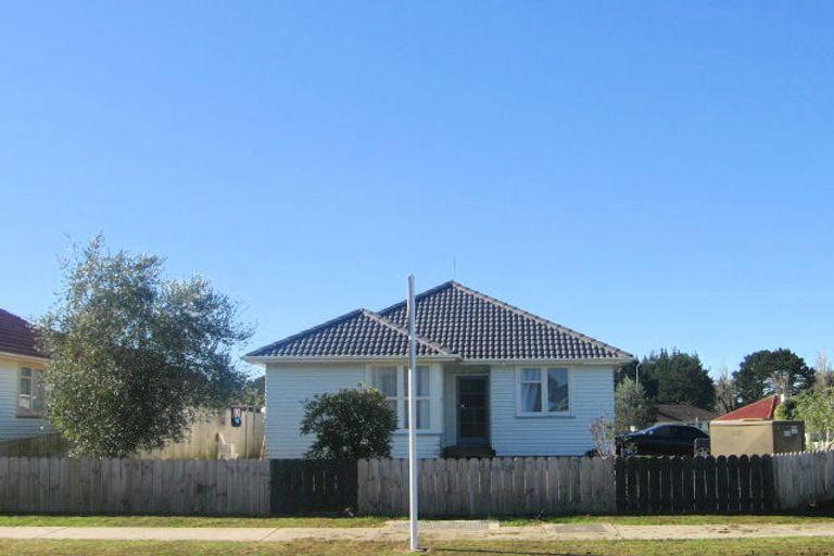 Photo of property in 47 Swaffield Road, Papatoetoe, Auckland, 2025