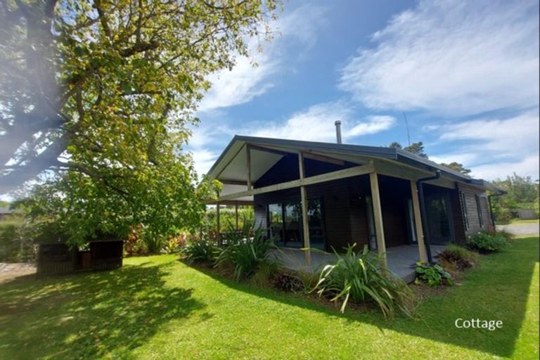 Photo of property in 68 Rame Road, Greenhithe, Auckland, 0632