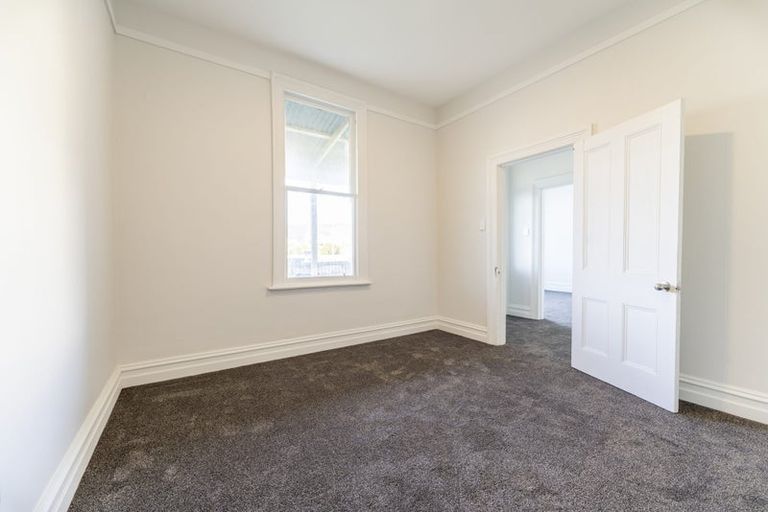 Photo of property in 92-98 High Street, Waimate, 7924