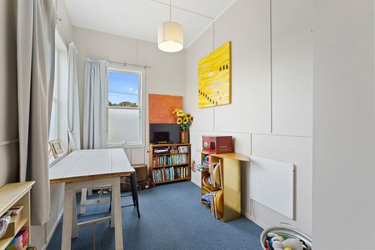 Photo of property in 15 Rangatira Street, Otaki, 5512