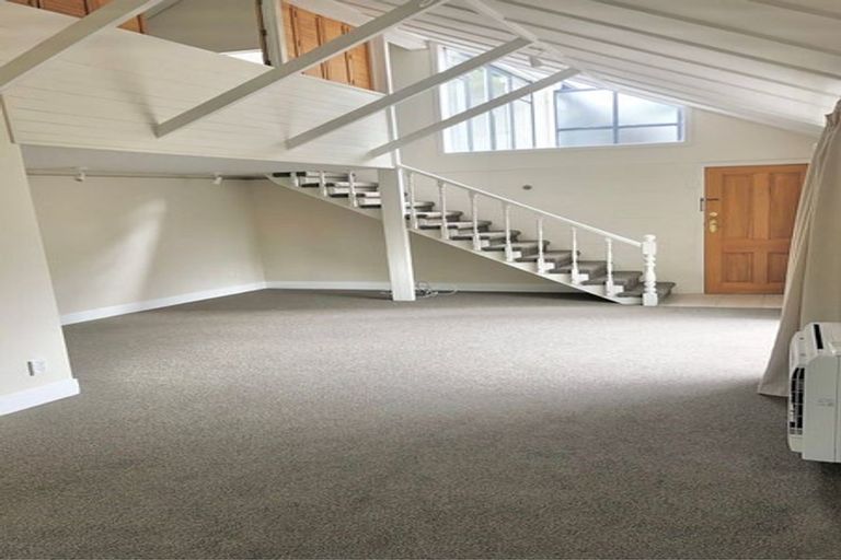 Photo of property in 1/501 Ilam Road, Bryndwr, Christchurch, 8052