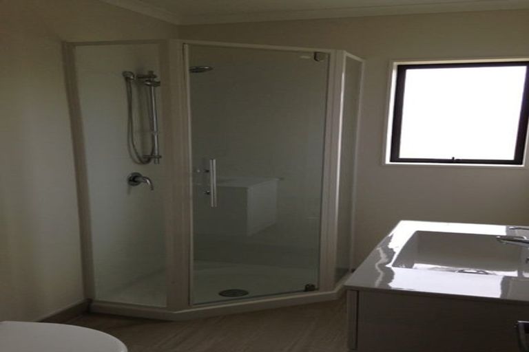 Photo of property in 10 Koko Mews, Mangere Bridge, Auckland, 2022